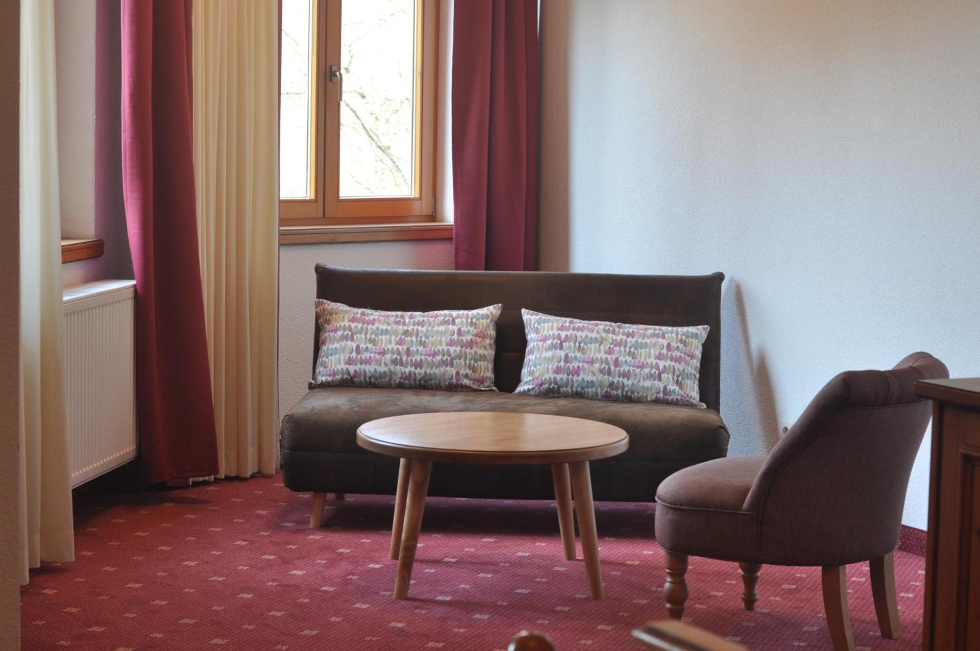 Hotel-Restaurant Kreuzberghof Tagungs- Und Veranstaltungshotel Tiefenbach  Zewnętrze zdjęcie