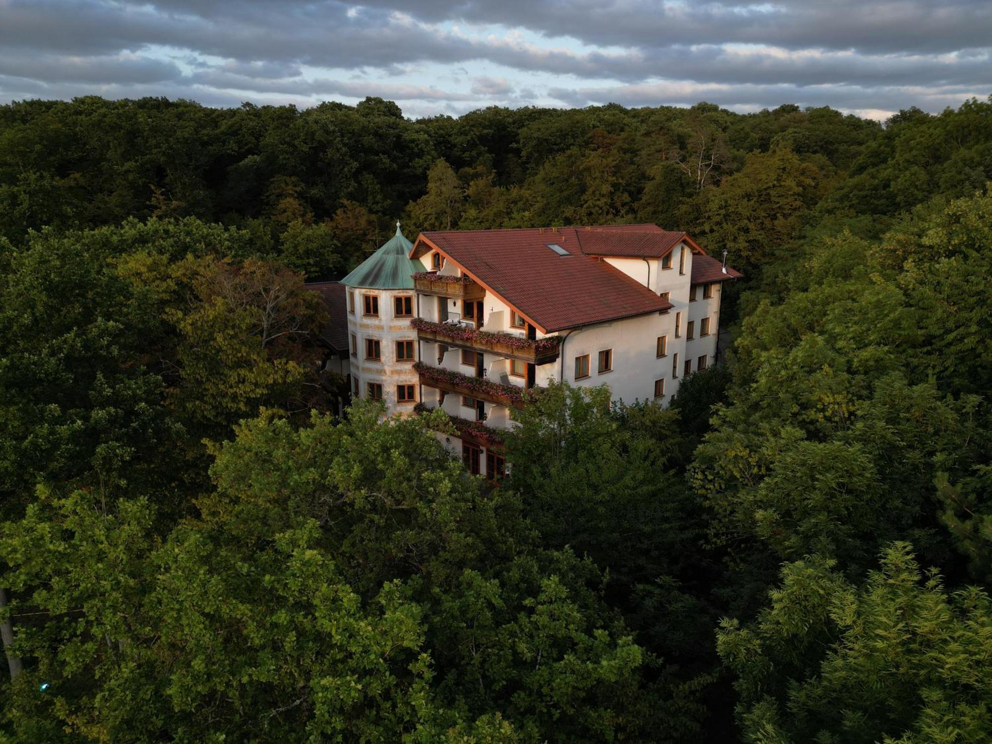 Hotel-Restaurant Kreuzberghof Tagungs- Und Veranstaltungshotel Tiefenbach  Zewnętrze zdjęcie