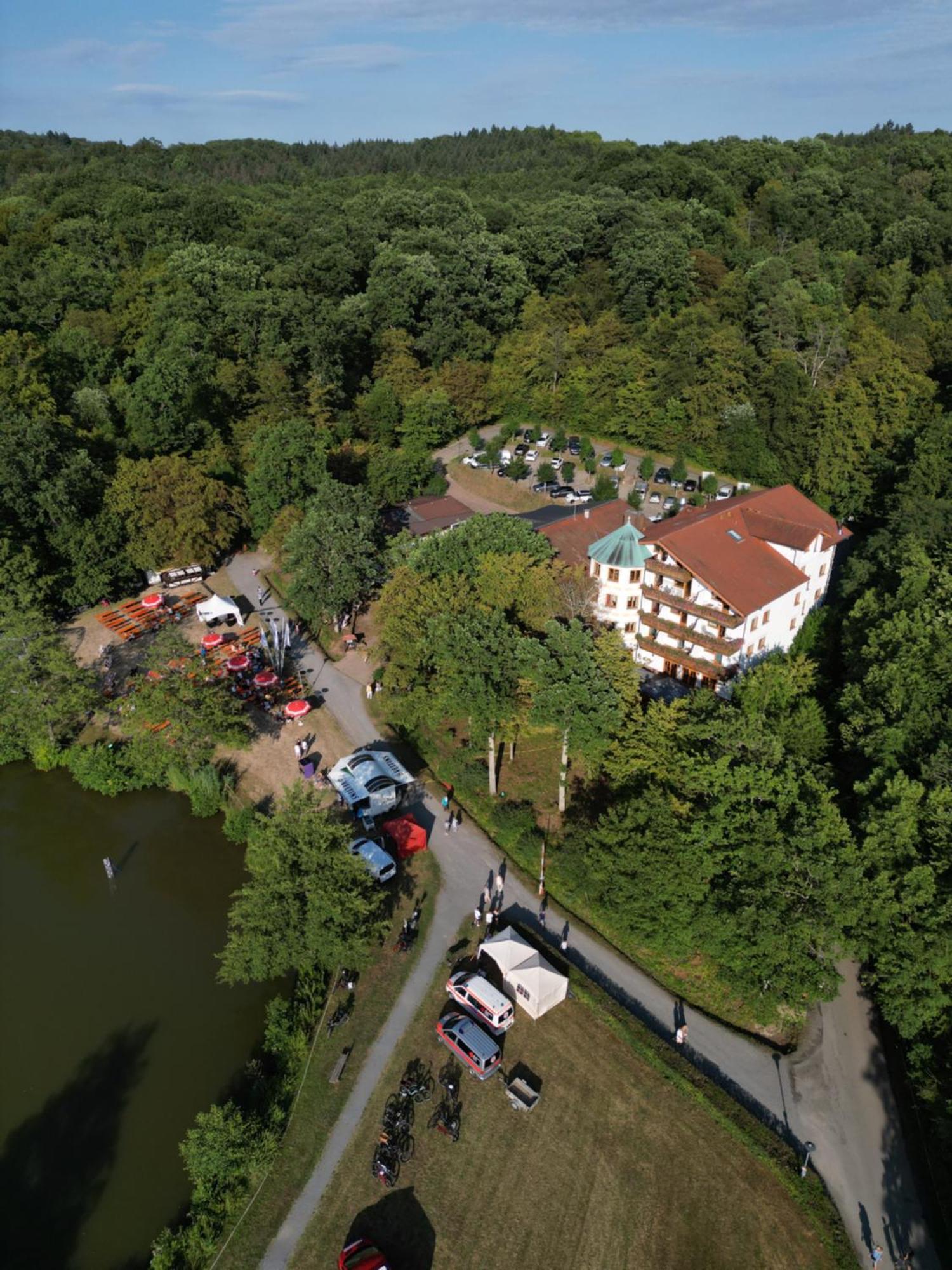 Hotel-Restaurant Kreuzberghof Tagungs- Und Veranstaltungshotel Tiefenbach  Zewnętrze zdjęcie