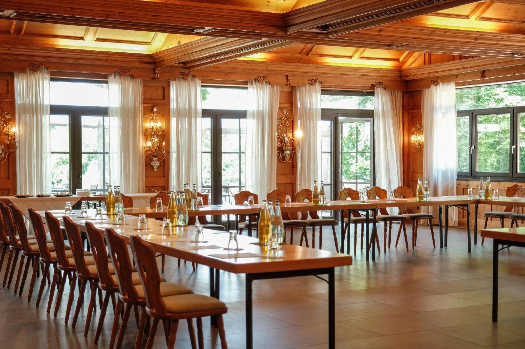 Hotel-Restaurant Kreuzberghof Tagungs- Und Veranstaltungshotel Tiefenbach  Zewnętrze zdjęcie